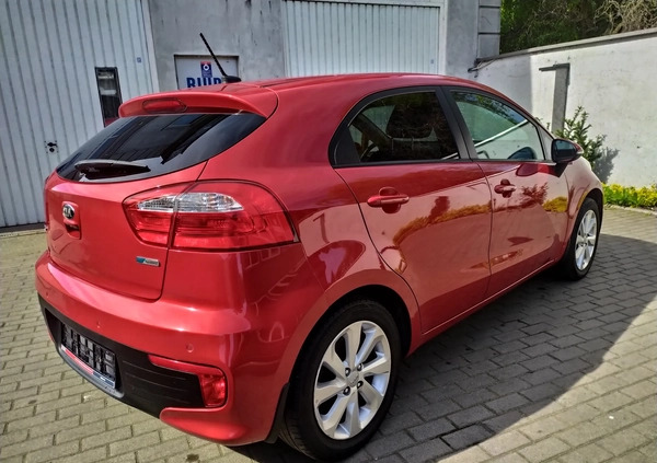 Kia Rio cena 37900 przebieg: 120000, rok produkcji 2016 z Bełżyce małe 326